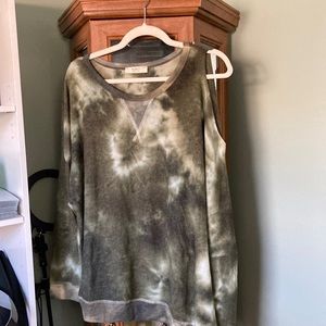 3x olive green tie dye sweater